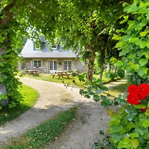 https://gite-de-charme-14-personnes-labellise-clevacances-3-etoiles.inbrittany.com